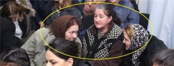 Qusarlı Rauf, təxribatçı qadınlar, indi də lax yumurta: İqbal Ağazadənin seçki taktikası zənginləşir