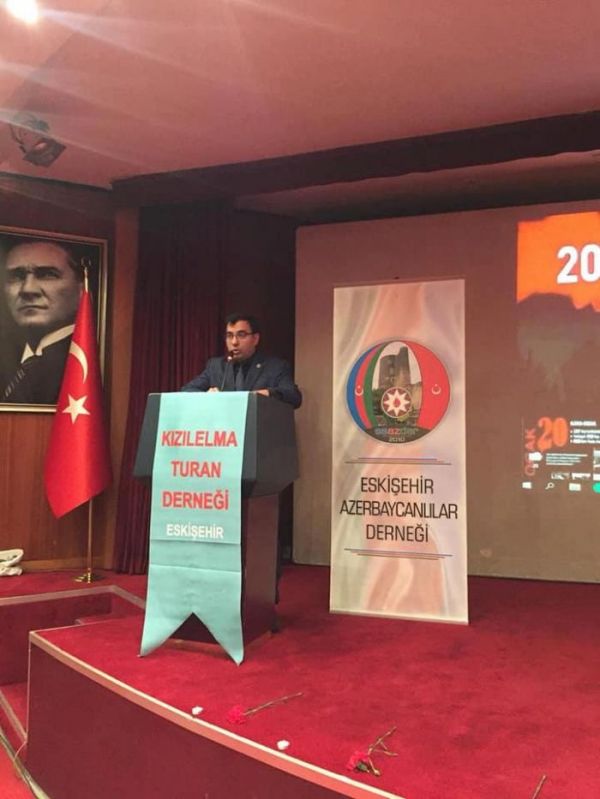 Əskişəhər Azərbaycanlılar Dərnəyi 20 Yanvar Şəhidlərinin əziz xatirəsinə Taşbaşı Mədəniyyət mərkəzində konfrans təşkil edib