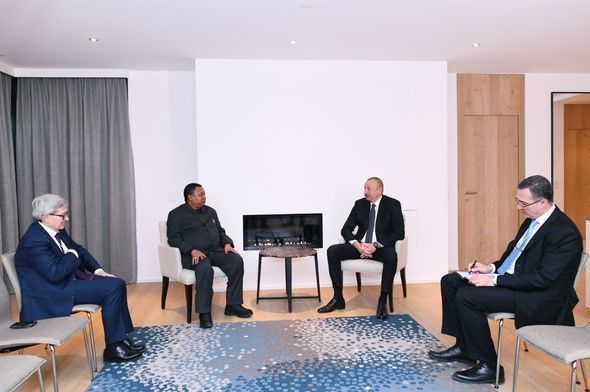 Davosda Prezident İlham Əliyev ilə OPEC-in baş katibi Məhəmməd Barkindonun görüşü olub - FOTO