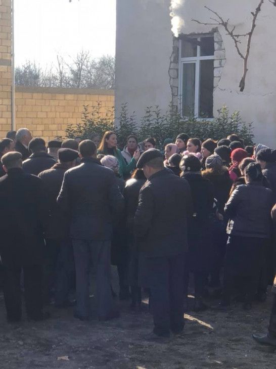 Qənirə Paşayeva Dönük Qırıqlı kəndində seçicilərlə görüşüb - FOTOLAR