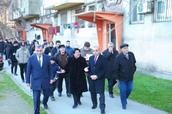 Azay Quliyev seçicilərlə görüşüb