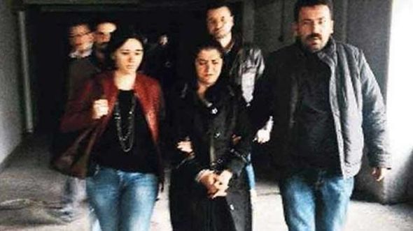 Oğlunun ağrılarına dözməyən ana onu öldürdü - FOTO