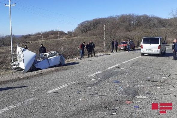 Azərbaycanda dəhşətli qəza: Ölənlər və çox sayda yaralı var - FOTO