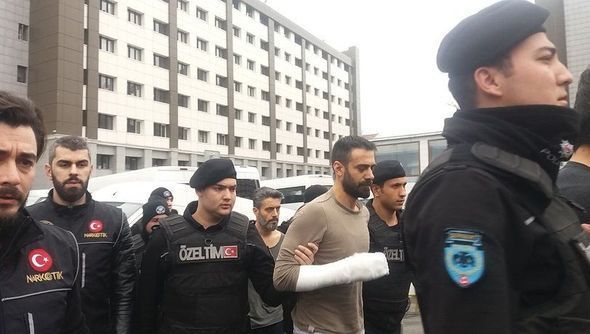 Türkiyənin məşhur aktyoru 16,8 il müddətinə azadlıqdan məhrum olundu - FOTO