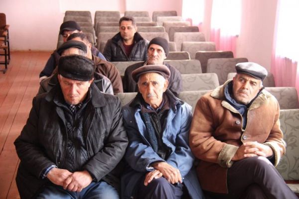 Natiq Nəbili seçicilərlə görüşlərini davam etdirir - FOTOLAR