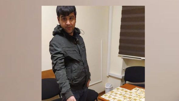 Onlayn yolla narkotik satan narkokuryer tutuldu - FOTO
