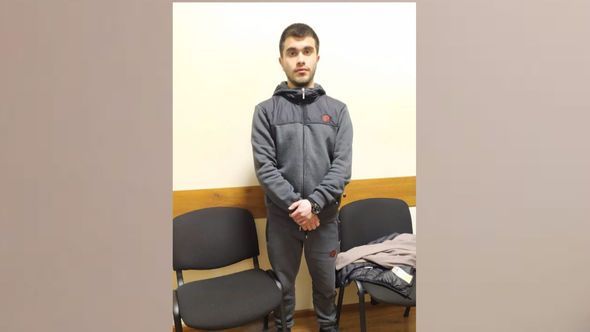Onlayn yolla narkotik satan narkokuryer tutuldu - FOTO