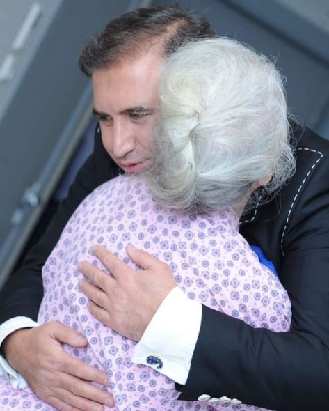 Elmira Rəhimova xəstəxanaya yerləşdirildi - FOTO