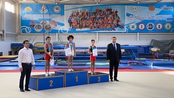 Doqquz yaşlı azərbaycanlı gimnast Qazaxıstandan yeddi medalla qayıdır - FOTO/VİDEO