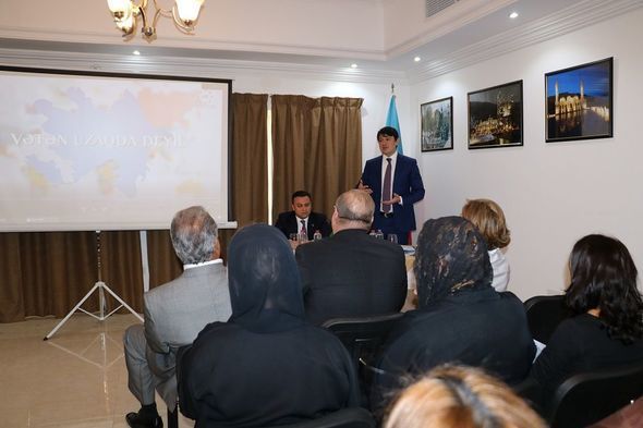 Fuad Muradov Dubayda yaşayan azərbaycanlıların problemlərini dinlədi - FOTO