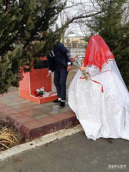 Azərbaycanda bəy və gəlin səs verdi - FOTO
