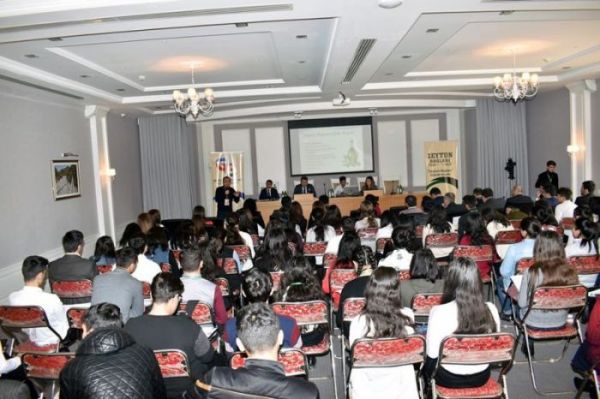 “Sağlam Qida” Könüllülərinin Forumu keçirildi – FOTO