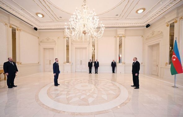 Prezident Polşa səfirinin etimadnaməsini qəbul etdi - YENİLƏNİB + FOTO
