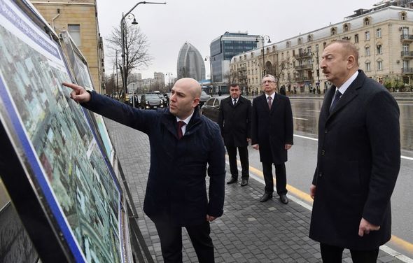 İlham Əliyev Şah İsmayıl Xətainin heykəlinin köçürüldüyü yeni salınmış parkda - FOTO