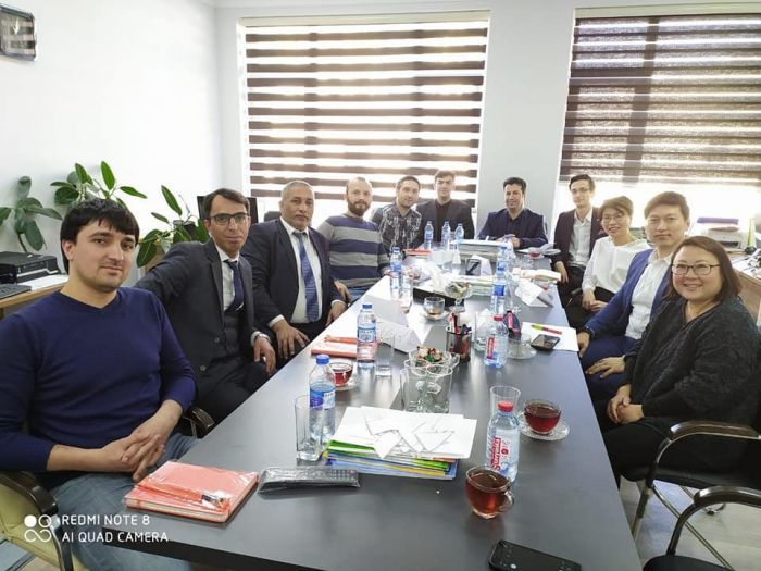 Gənc müəllimlər sinqapurlu riyaziyyatçılarla təcrübələrini bölüşüb - FOTO