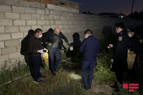 Bakıda küçədən yanmış kişi meyiti tapıldı - FOTO